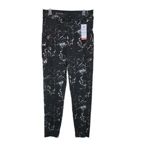 Pop Fit Womens Yoga sport Black/White Marble
High Rise Leggings Size L NWT